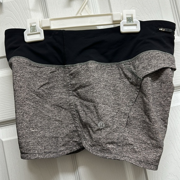 Lululemon Run Times Short II *4" Heather Lux Multi Black / Black - Picture 9 of 16